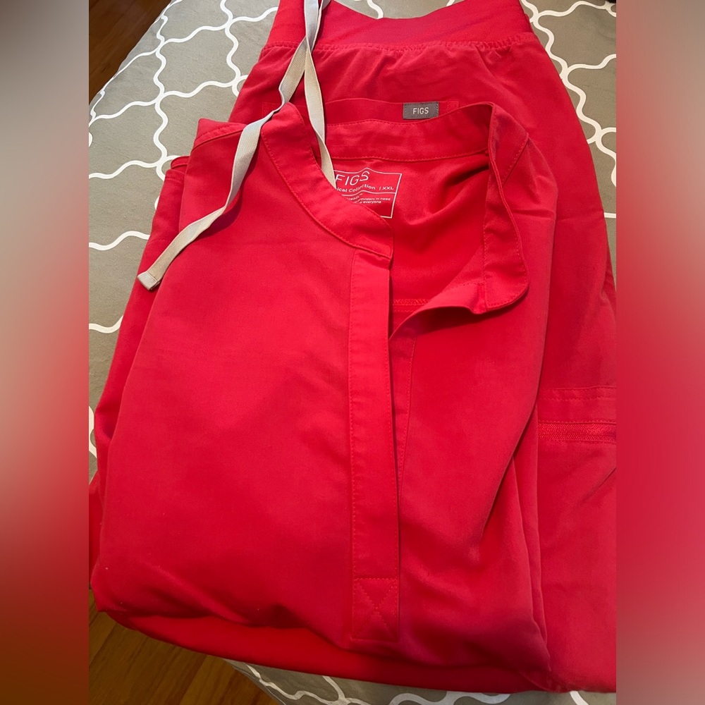 Figs uniform set